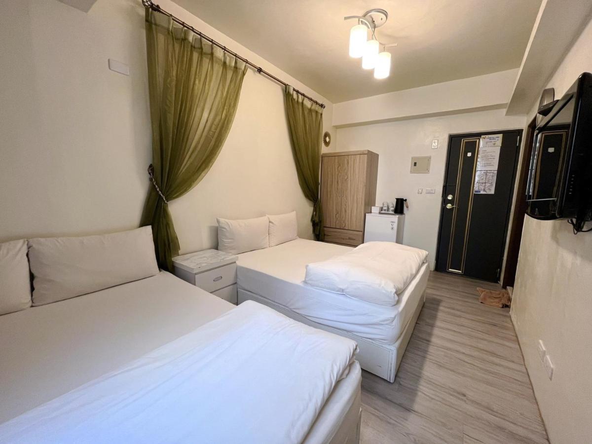 Fengchia Fun House Apartment Taichung Luaran gambar