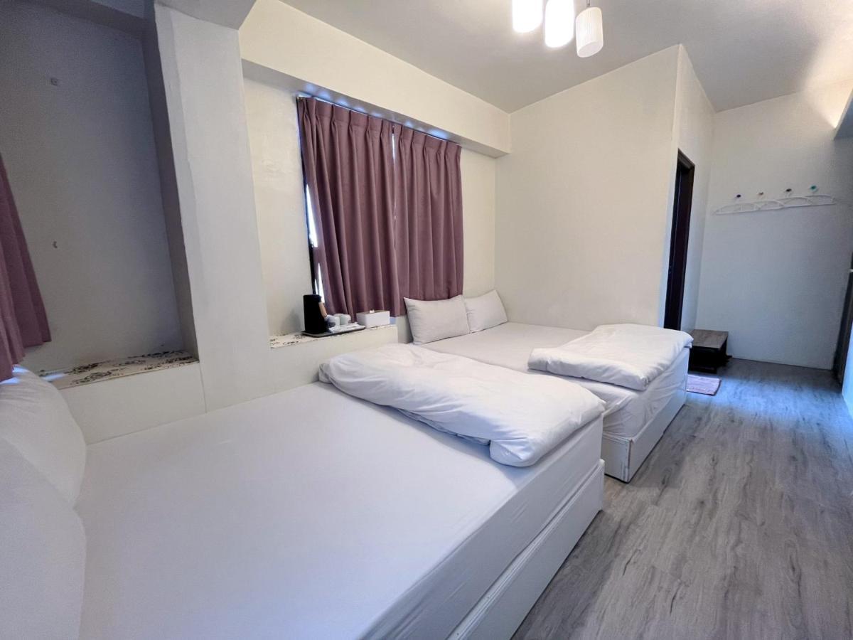 Fengchia Fun House Apartment Taichung Luaran gambar