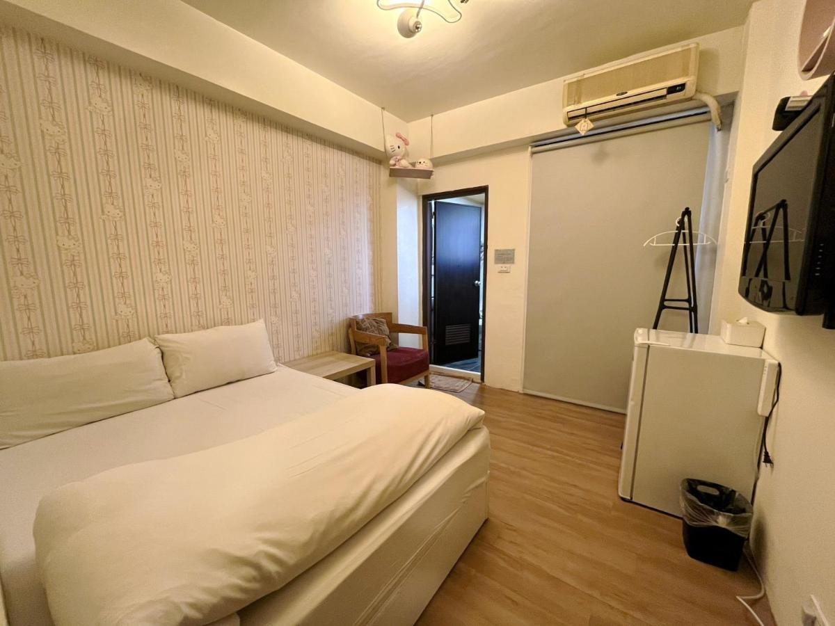 Fengchia Fun House Apartment Taichung Luaran gambar