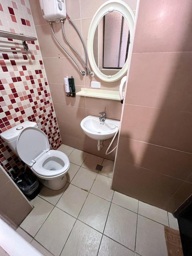 Fengchia Fun House Apartment Taichung Luaran gambar