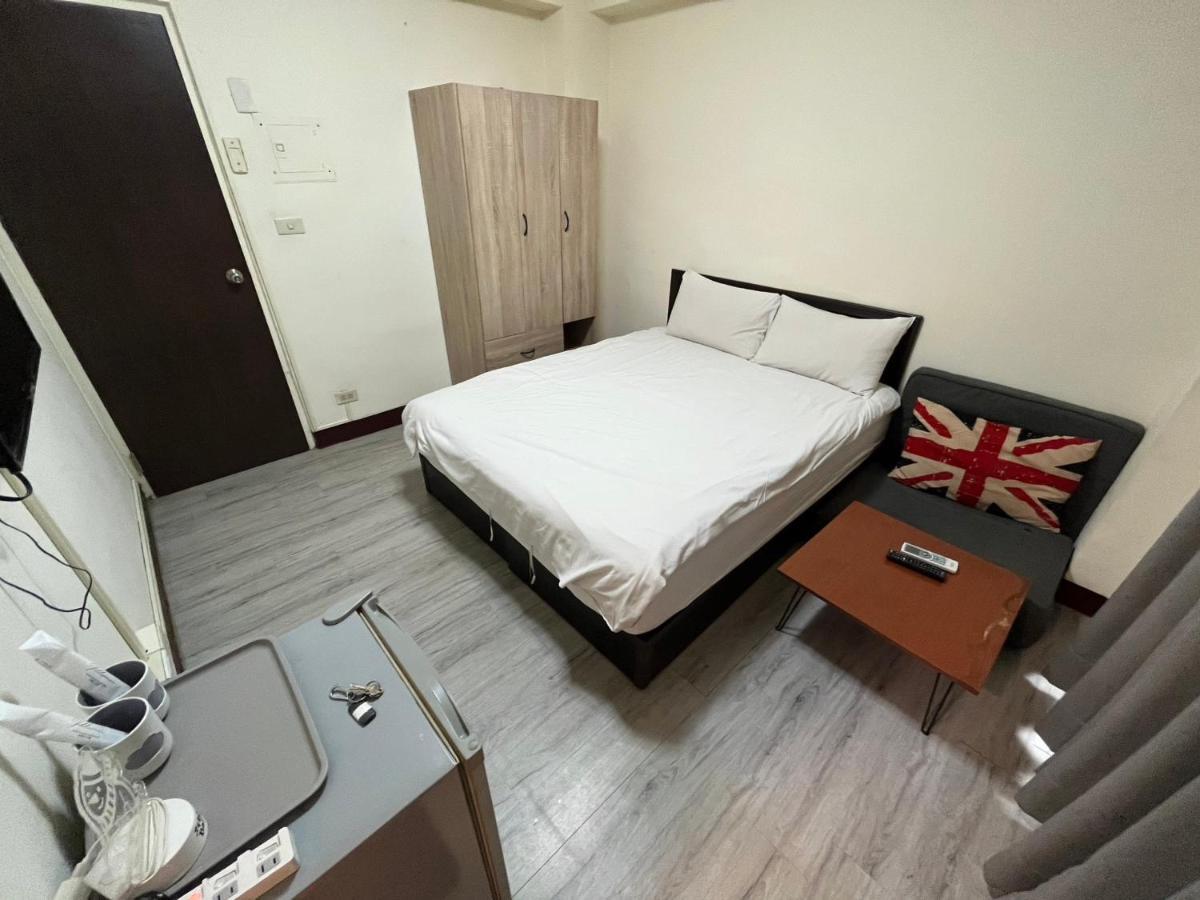 Fengchia Fun House Apartment Taichung Luaran gambar
